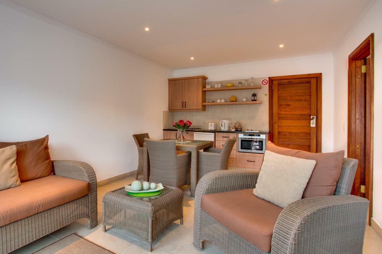 Limoni Luxury Suites Plettenberg Bay Extérieur photo